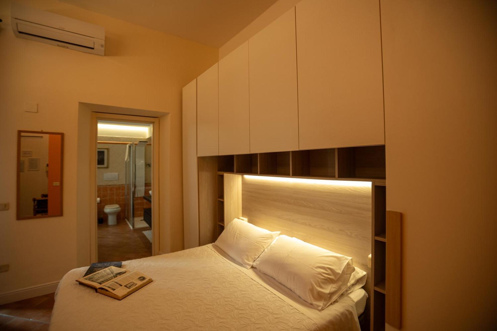 Indipendent Studio Apartment With Terrace - Parking Florence Exterior photo